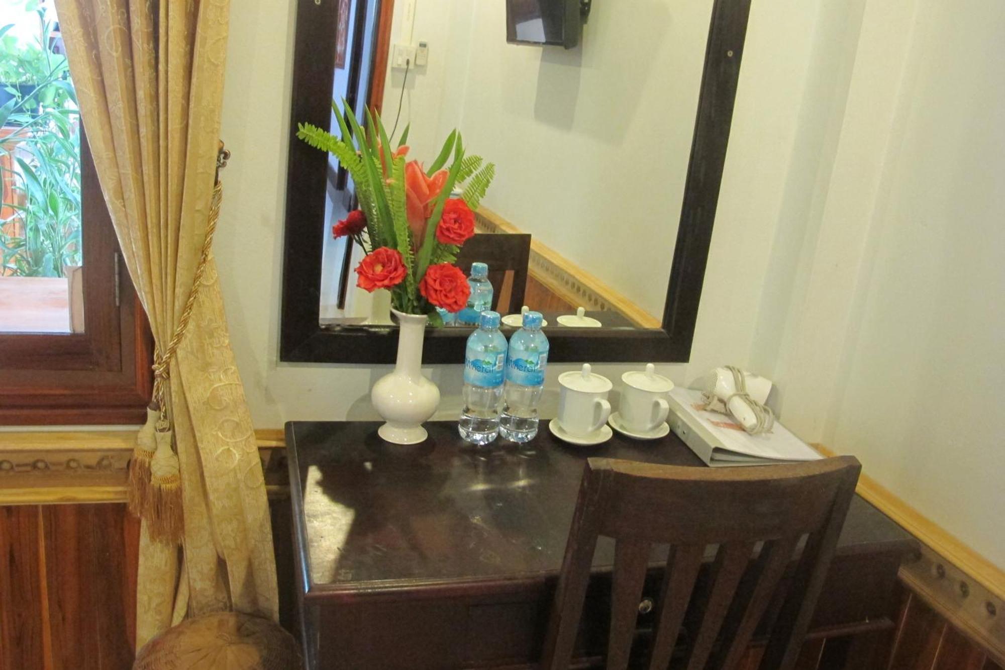 Golden Lotus Place Hotel Luang Prabang Room photo