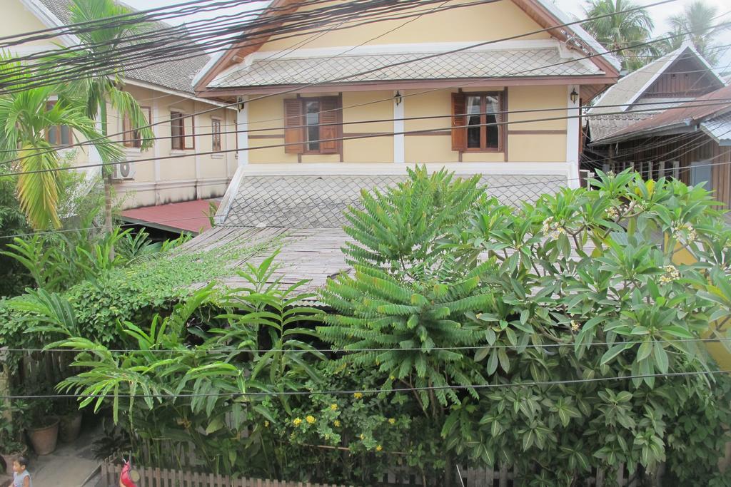 Golden Lotus Place Hotel Luang Prabang Exterior photo